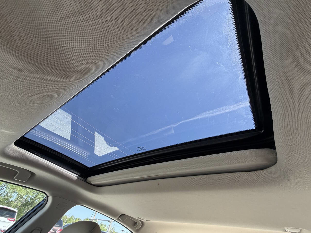 Used 2014 Nissan Altima 2.5 SL w/ Moonroof Package FWD image 26