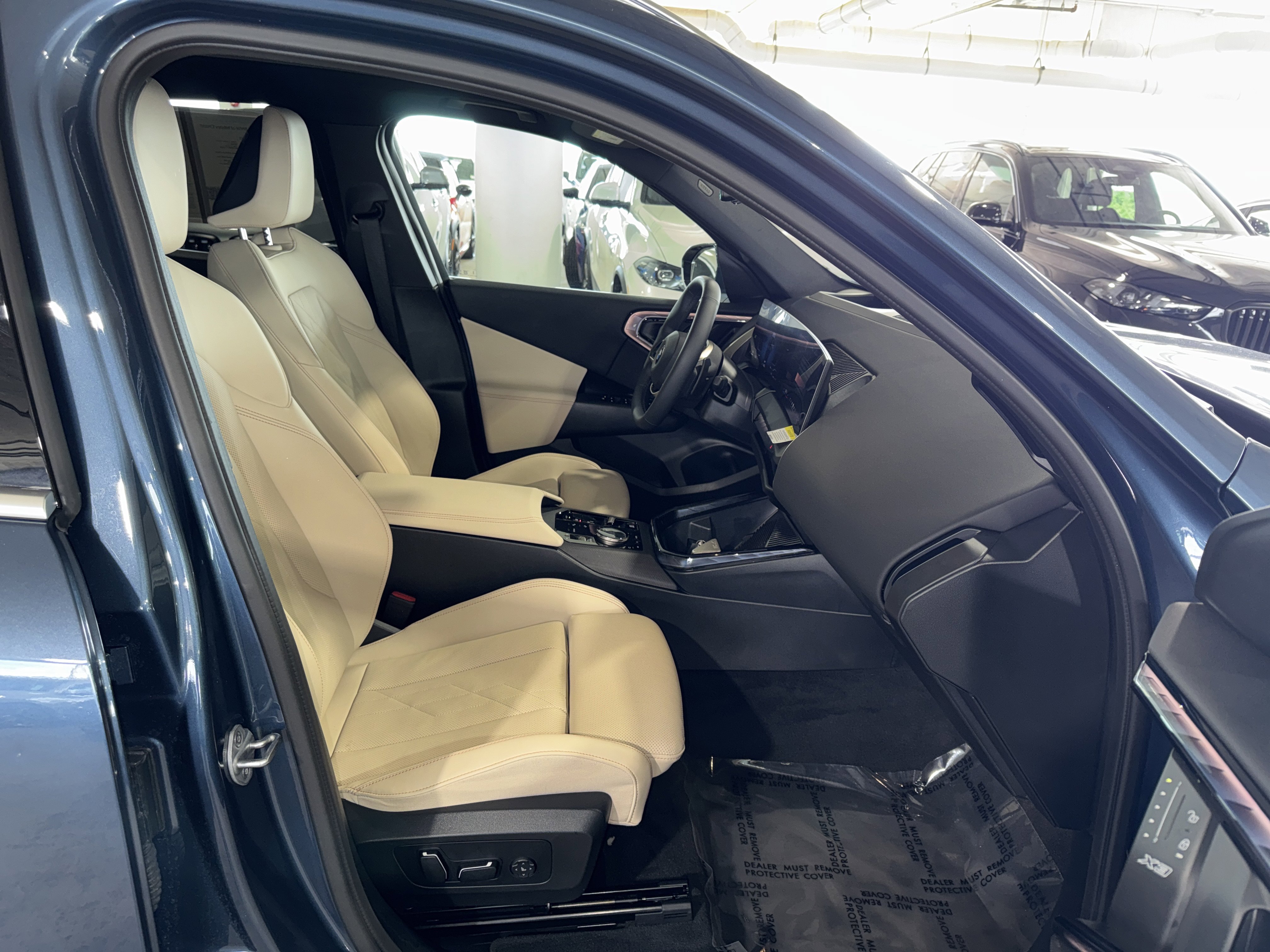 Certified 2025 BMW X3 xDrive30i w/ Premium Package image 10