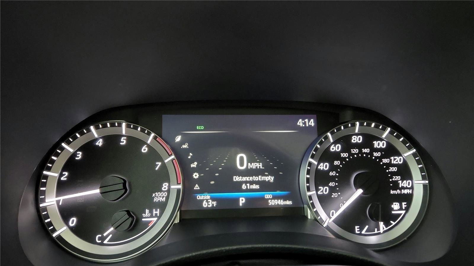 Certified 2023 Toyota Highlander XLE image 28