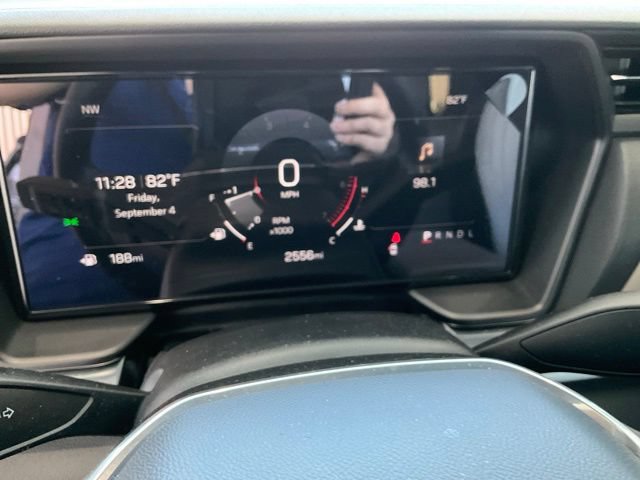 Used 2026 GMC Terrain Elevation w/ Elevation Premium Package FWD image 8