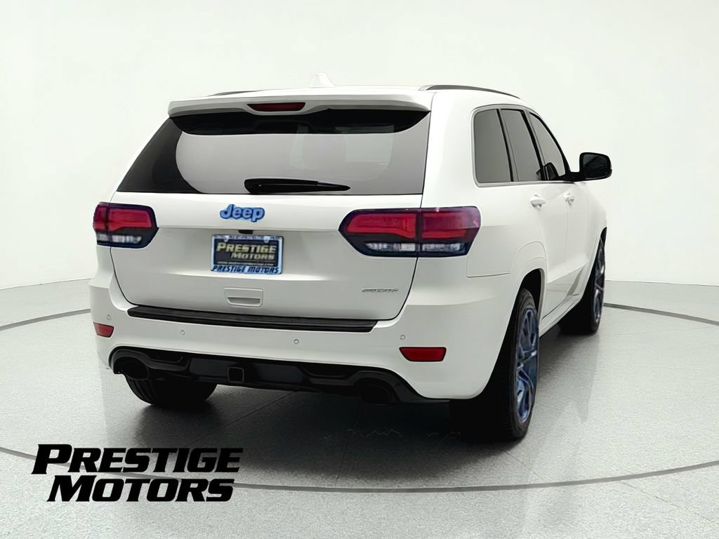 Used 2015 Jeep Grand Cherokee SRT w/ Luxury Group II AWD/4WD image 7