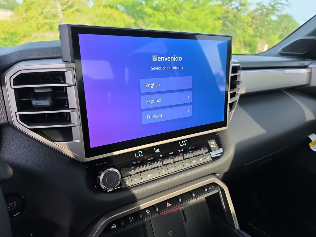 New 2026 Toyota Tundra Limited AWD/4WD image 18
