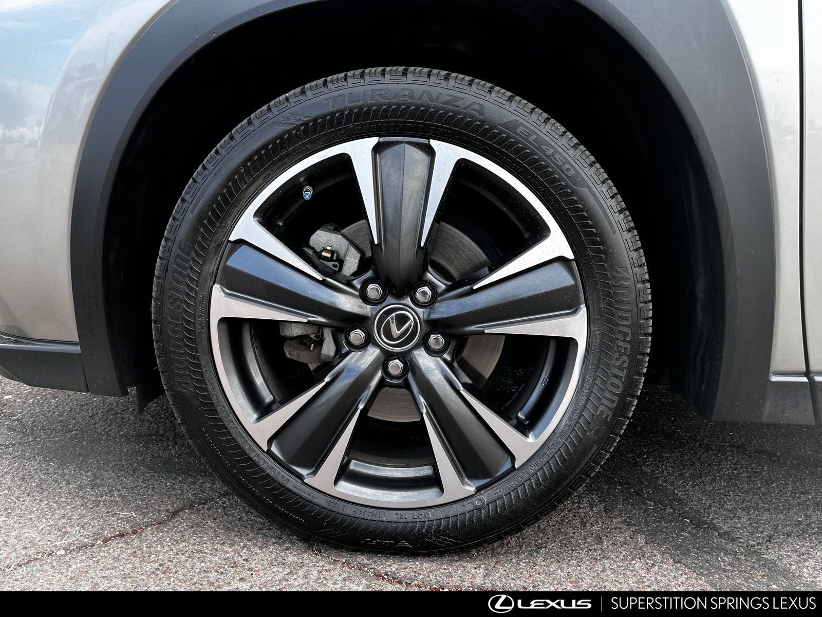 Used 2019 Lexus UX 250h 250h Base w/ Premium Package image 10