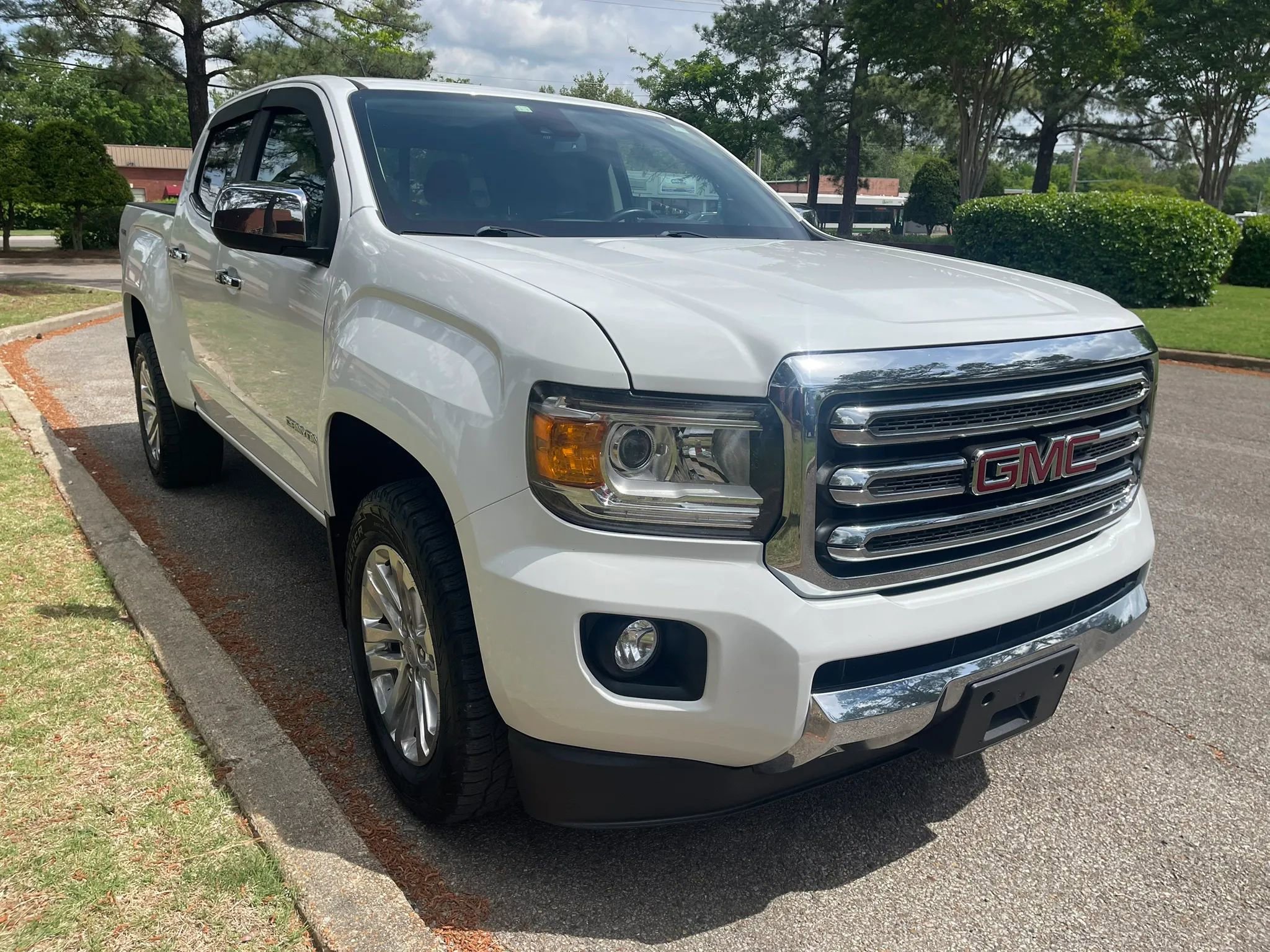 Used 2018 GMC Canyon SLT w/ Driver Alert Package image 7