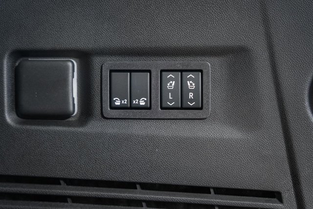 New 2026 Chevrolet Suburban High Country image 9