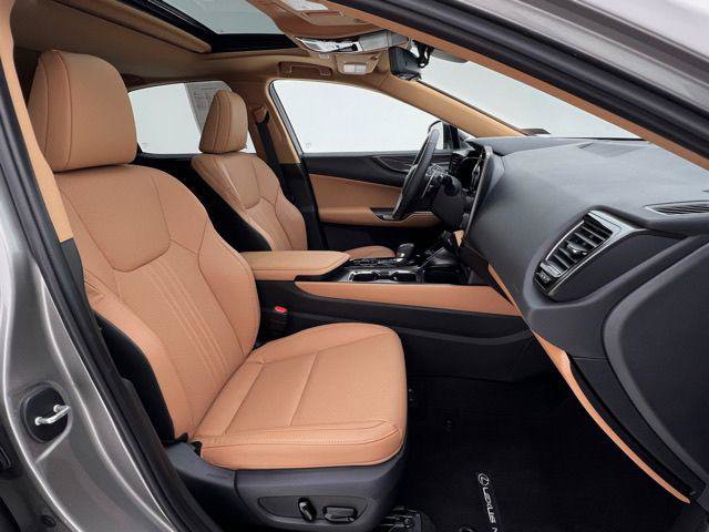 Certified 2025 Lexus NX 350 AWD w/ Premium Package image 18