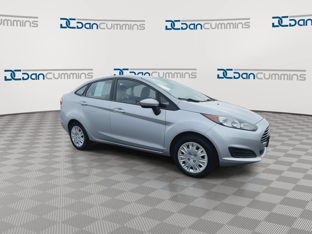 Used 2014 Ford Fiesta S FWD image 2
