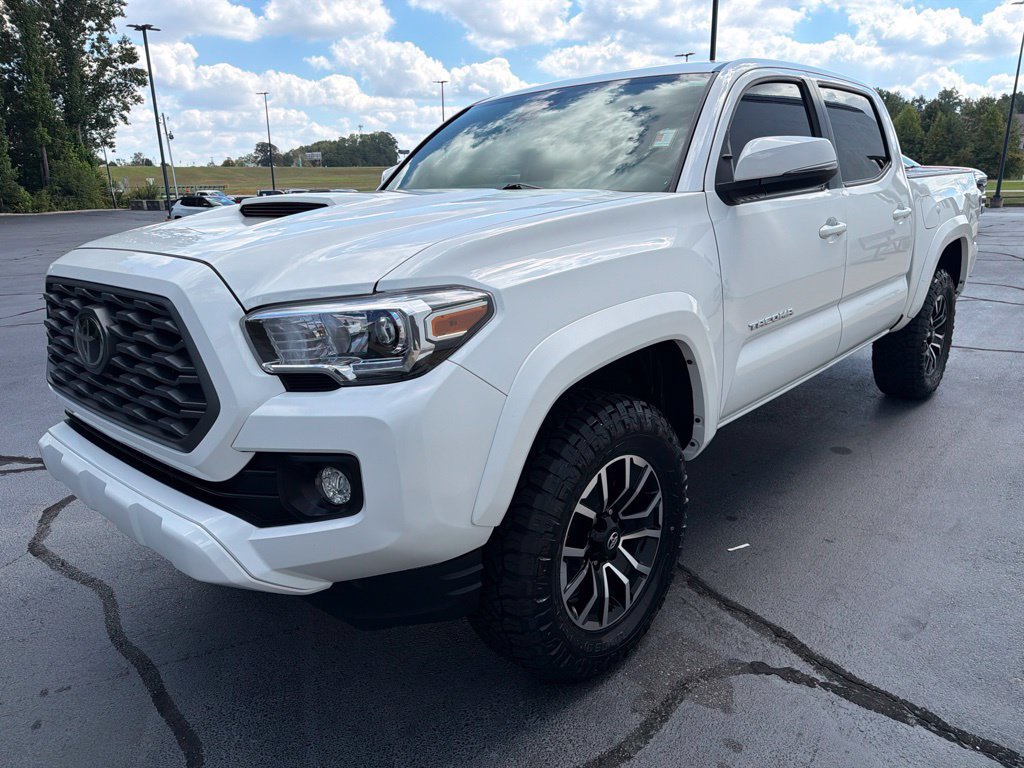 Used 2023 Toyota Tacoma TRD Sport RWD image 4