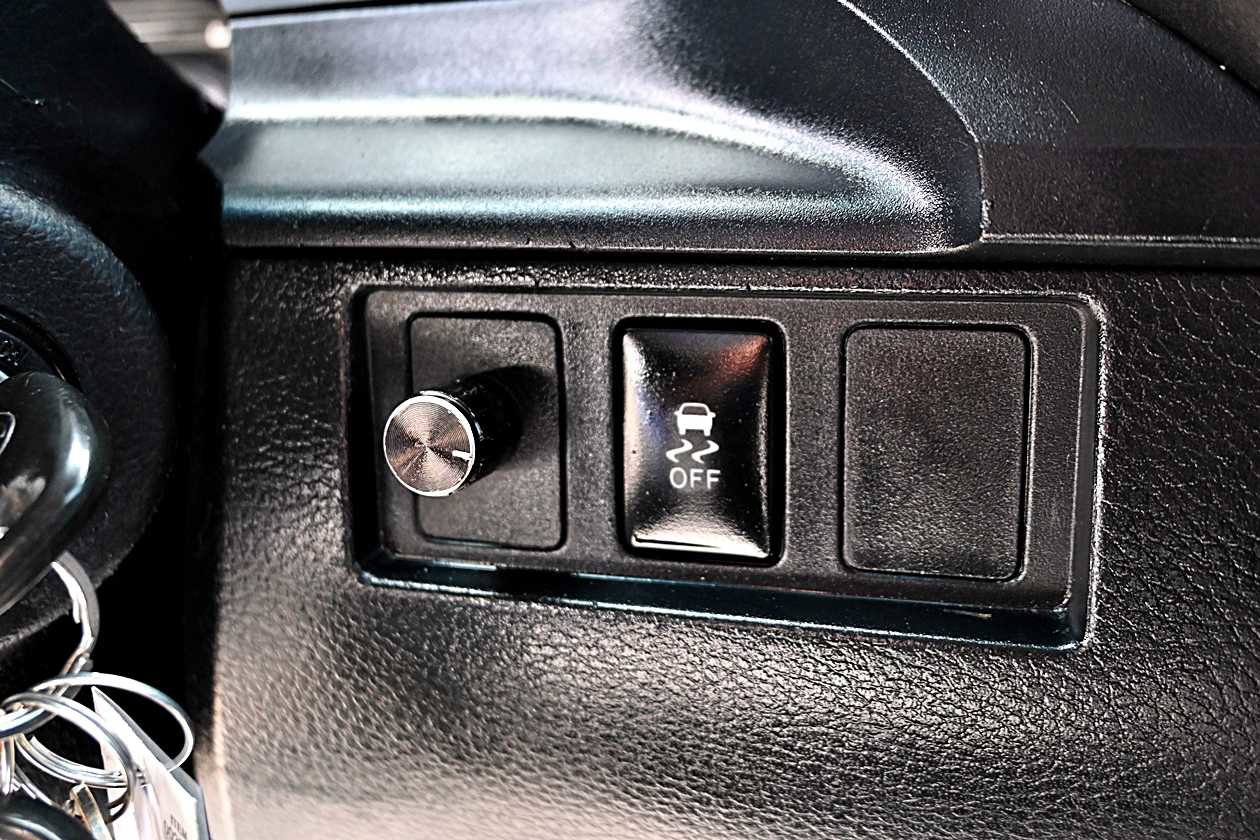 Used 2016 Toyota Tundra SR w/ Tow Package image 26