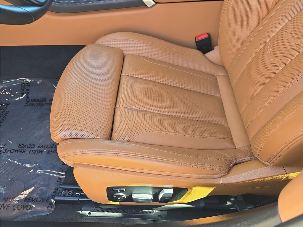 Used 2021 BMW 840i Gran Coupe w/ Comfort Seating Package image 21