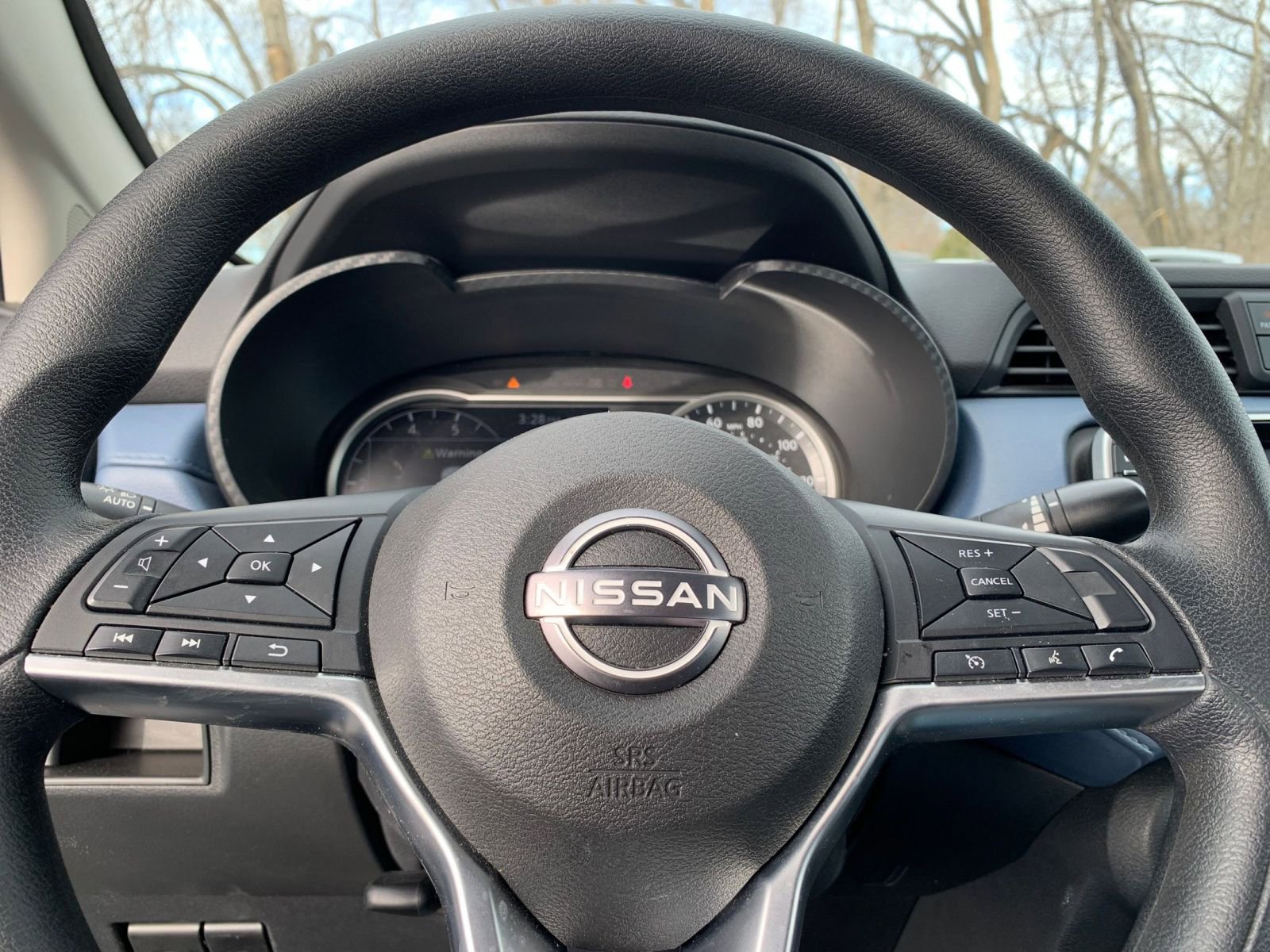 Used 2025 Nissan Versa SV image 25