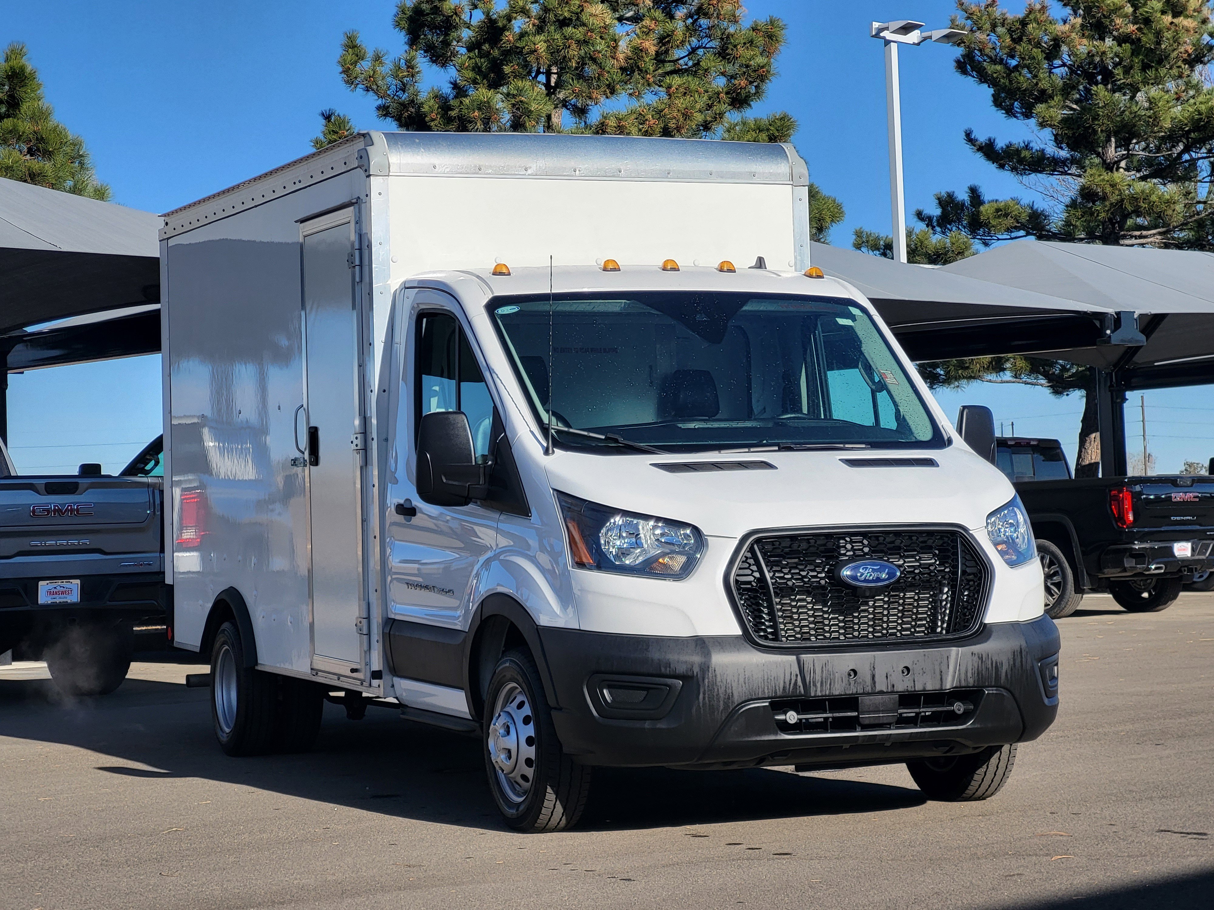 Used 2023 Ford Transit 350 DRW image 3