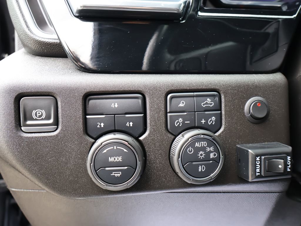 Used 2025 Chevrolet Silverado 2500 LT w/ Trail Boss Package AWD/4WD image 13
