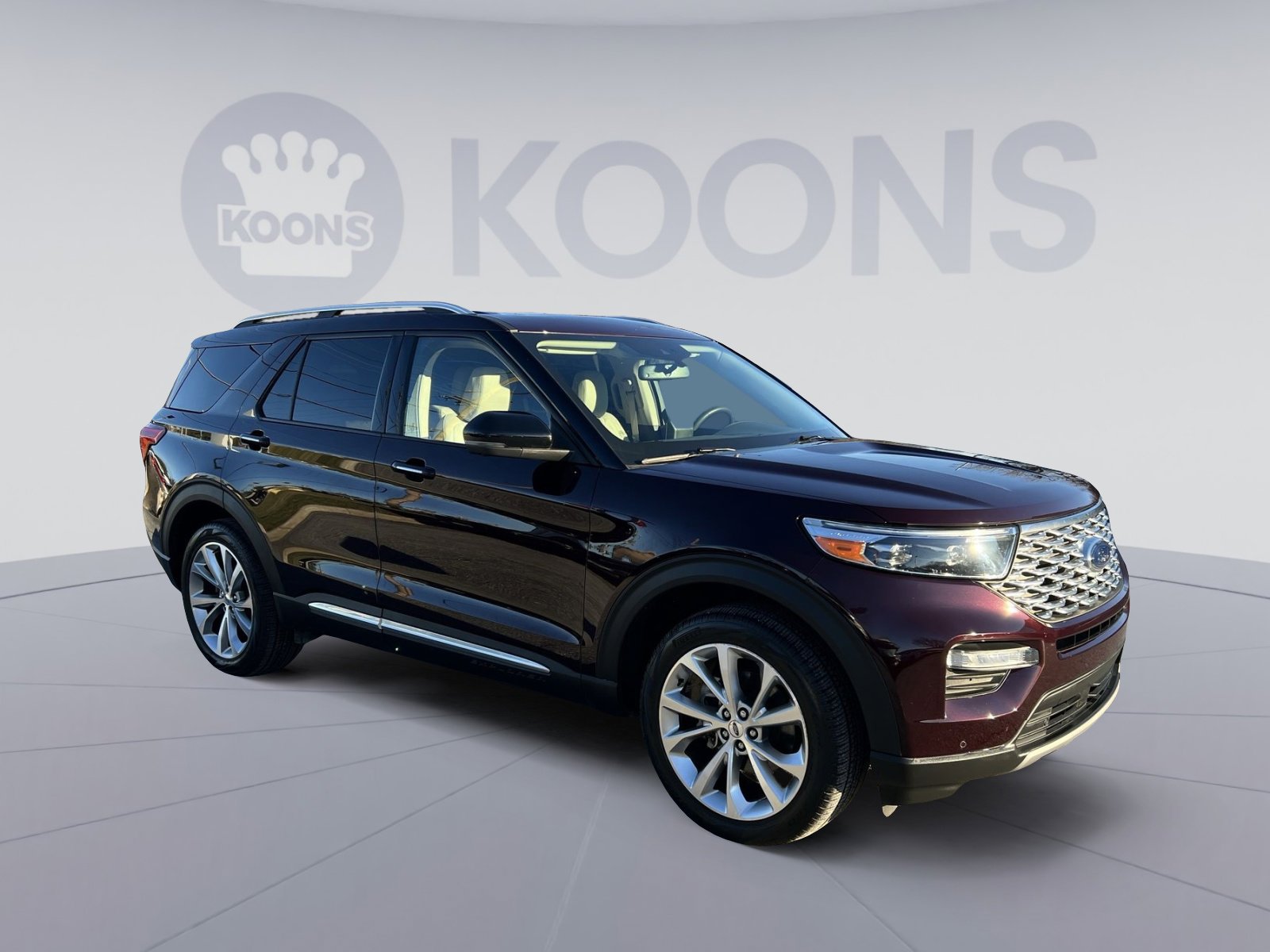 Used 2023 Ford Explorer Platinum w/ Technology Package image 10