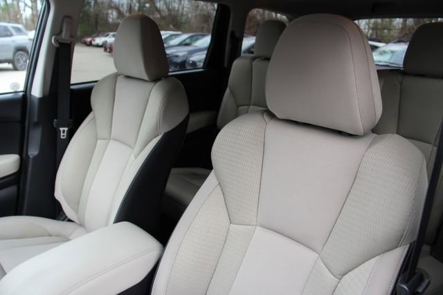 Used 2020 Subaru Ascent Premium w/ Convenience Package AWD/4WD image 16