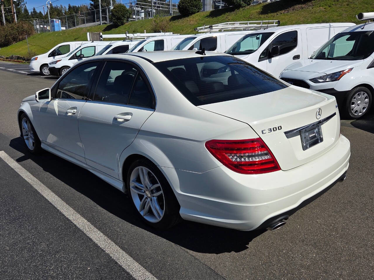Used 2012 Mercedes-Benz C 300 4MATIC Sedan image 5