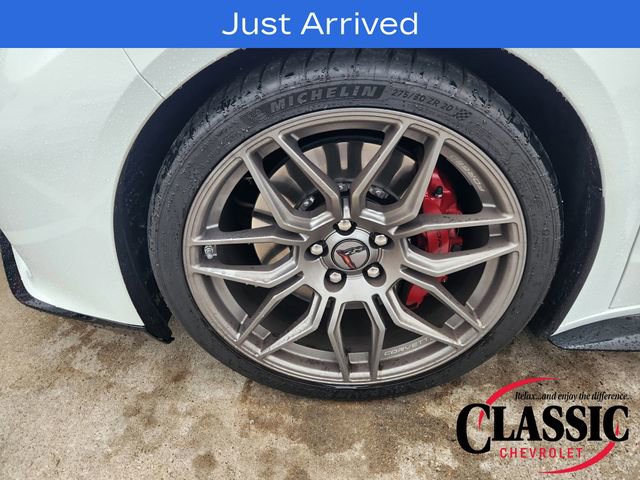Used 2026 Chevrolet Corvette Z06 RWD image 12