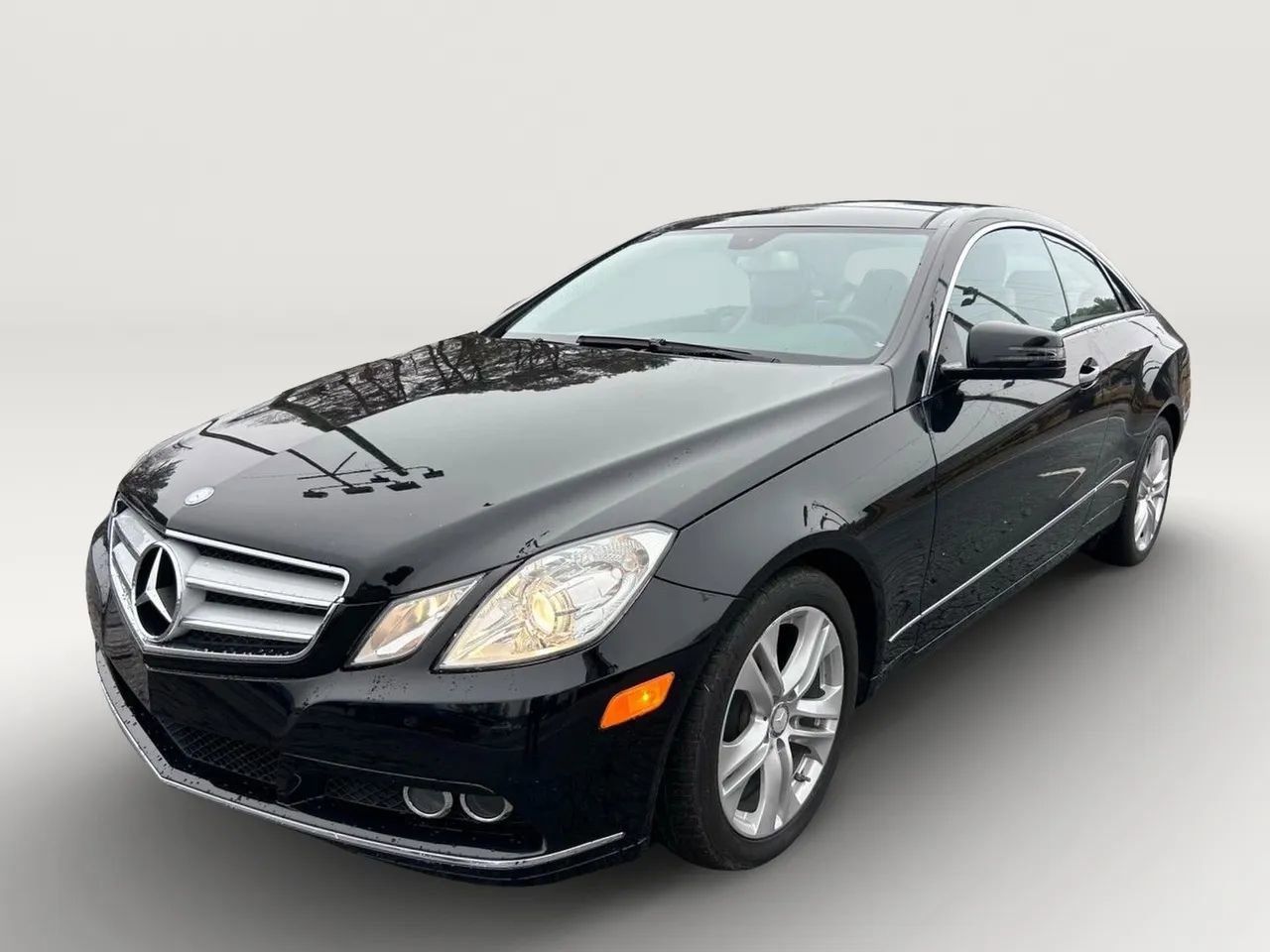 Used 2010 Mercedes-Benz E 350 Coupe image 1