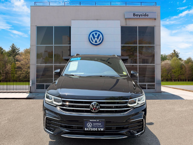 Certified 2024 Volkswagen Tiguan SEL R-Line AWD/4WD image 2