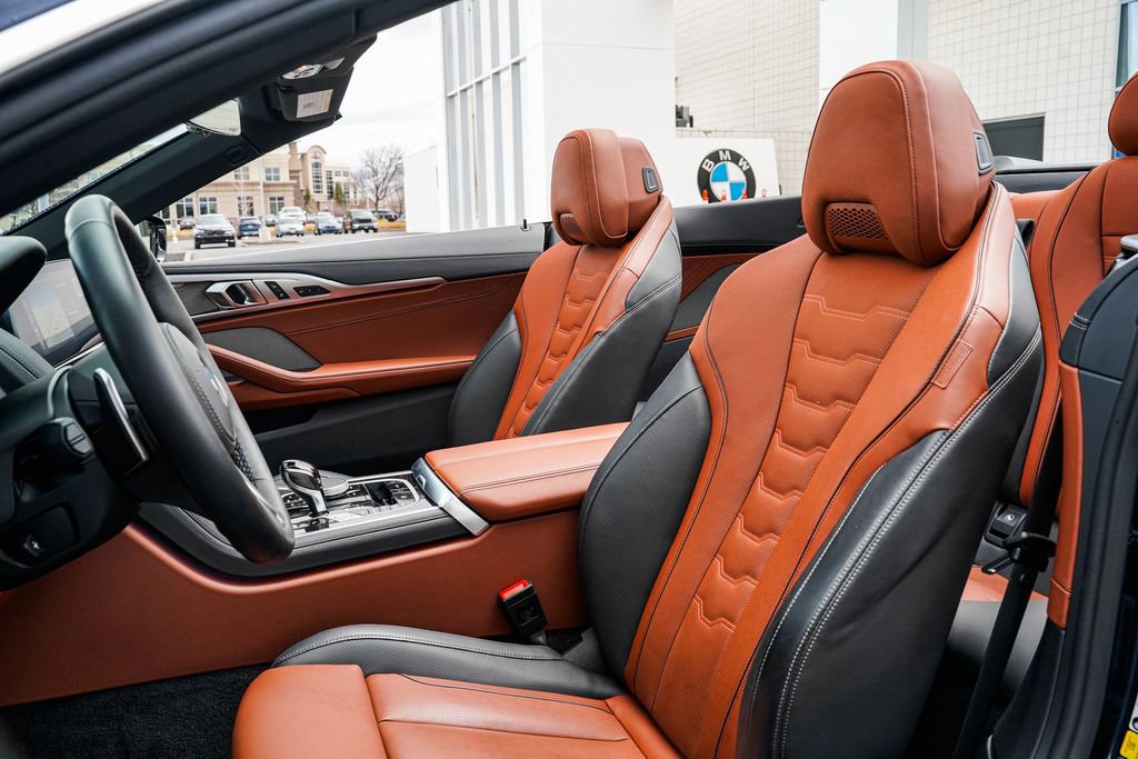 Used 2022 BMW M850i xDrive Convertible w/ Driving Assistance Package image 22
