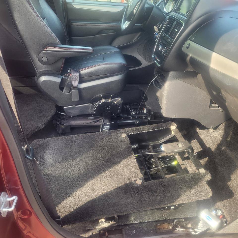 Used 2019 Dodge Grand Caravan GT FWD image 22