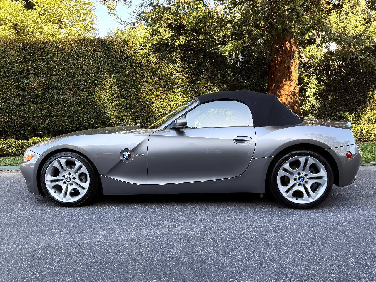 Used 2003 BMW Z4 3.0i RWD image 4