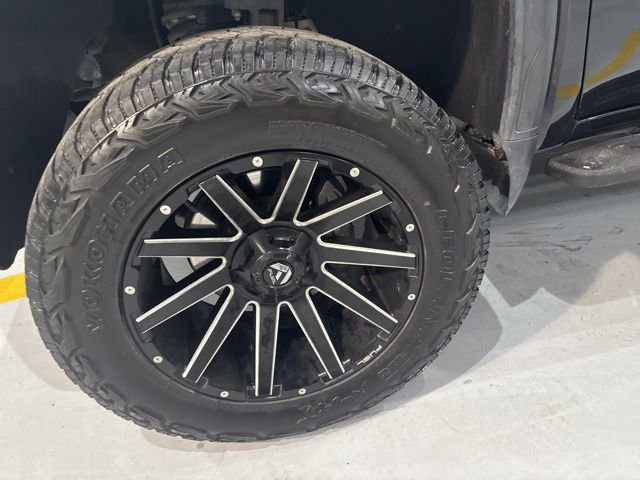 Used 2021 GMC Sierra 1500 AT4 image 38