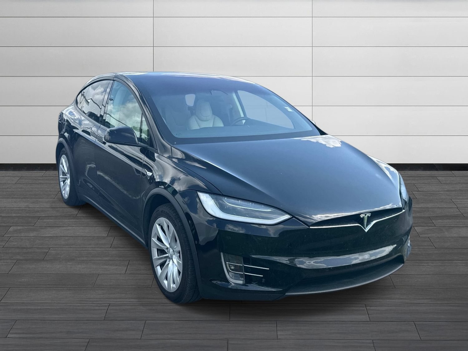 Used 2018 Tesla Model X 75D AWD/4WD image 2
