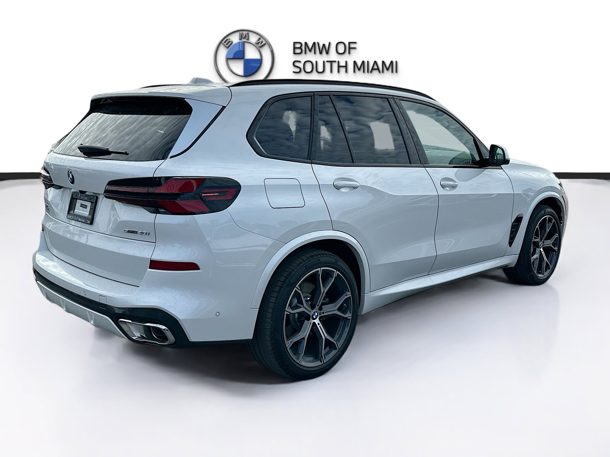 New 2026 BMW X5 sDrive40i w/ M Sport Package image 6