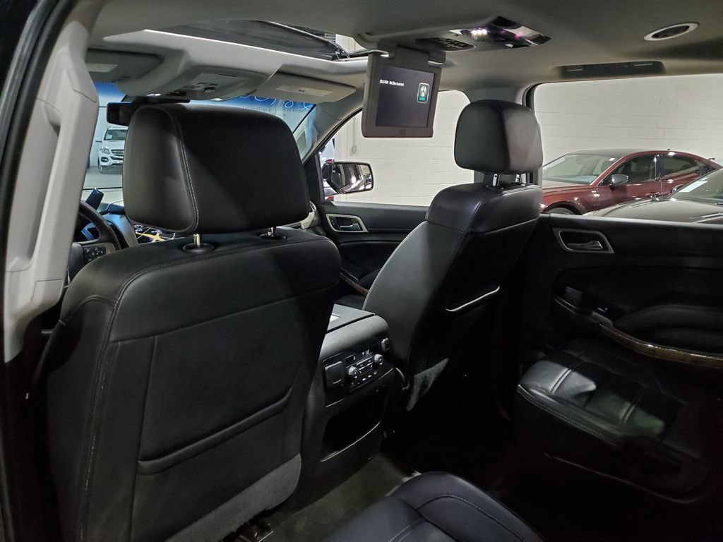 Used 2017 GMC Yukon Denali w/ Open Road Package image 31