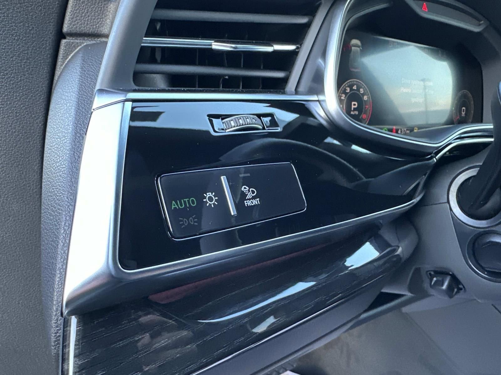 New 2026 Audi Q8 Premium Plus AWD/4WD image 15