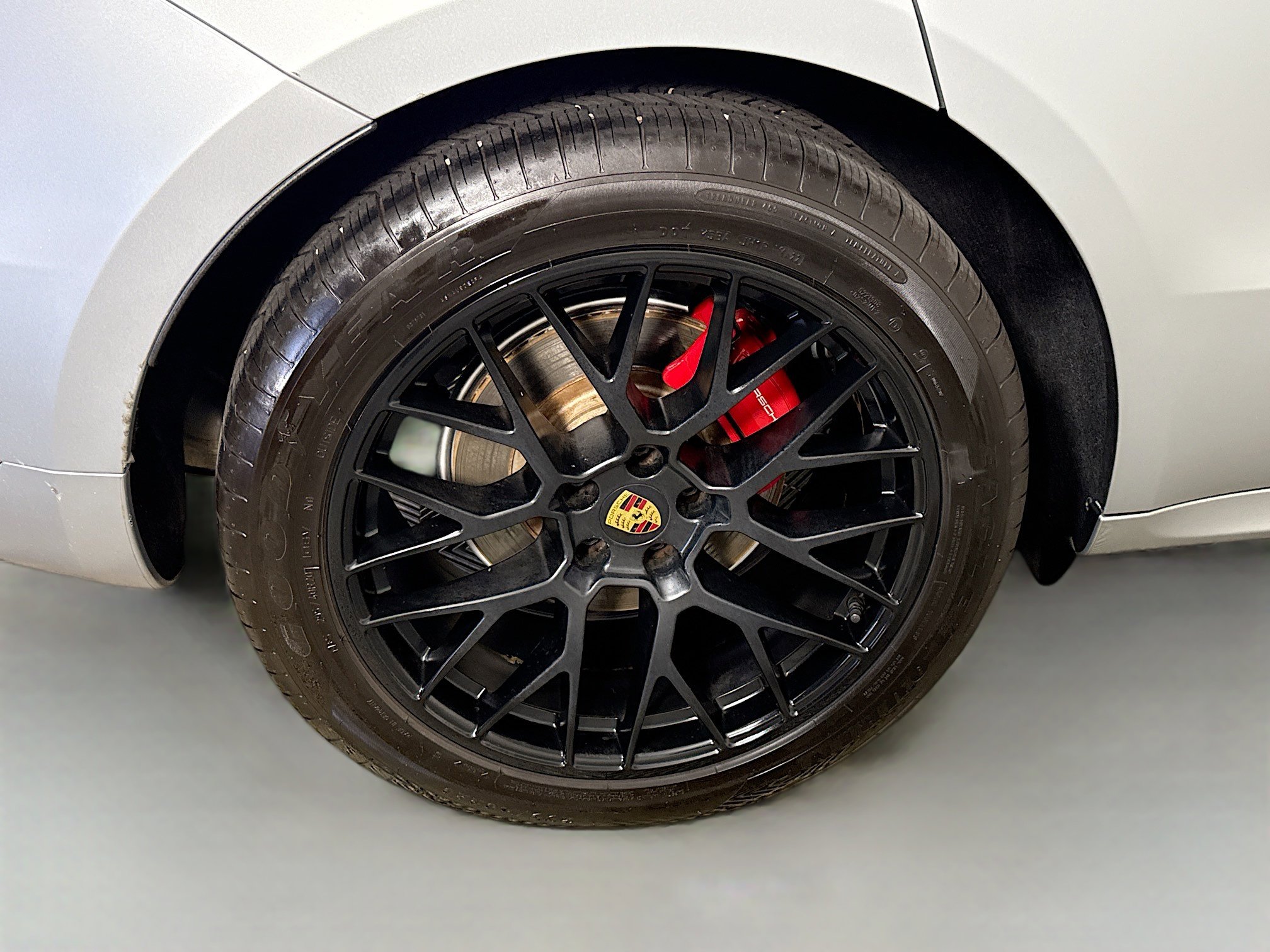 Used 2021 Porsche Macan GTS w/ Premium Package Plus (PF9) AWD/4WD image 33