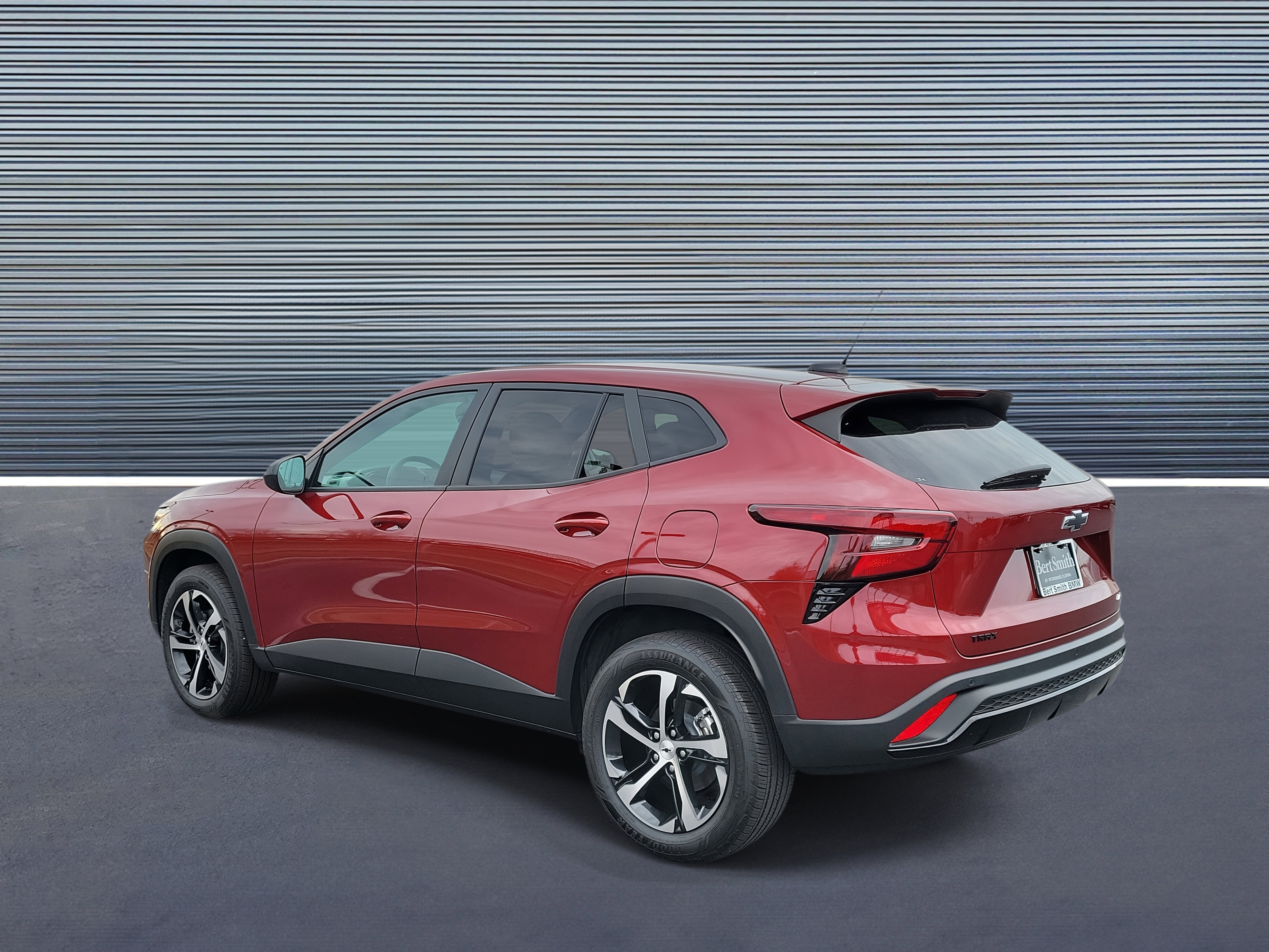 Used 2025 Chevrolet Trax RS w/ Driver Confidence Package image 4