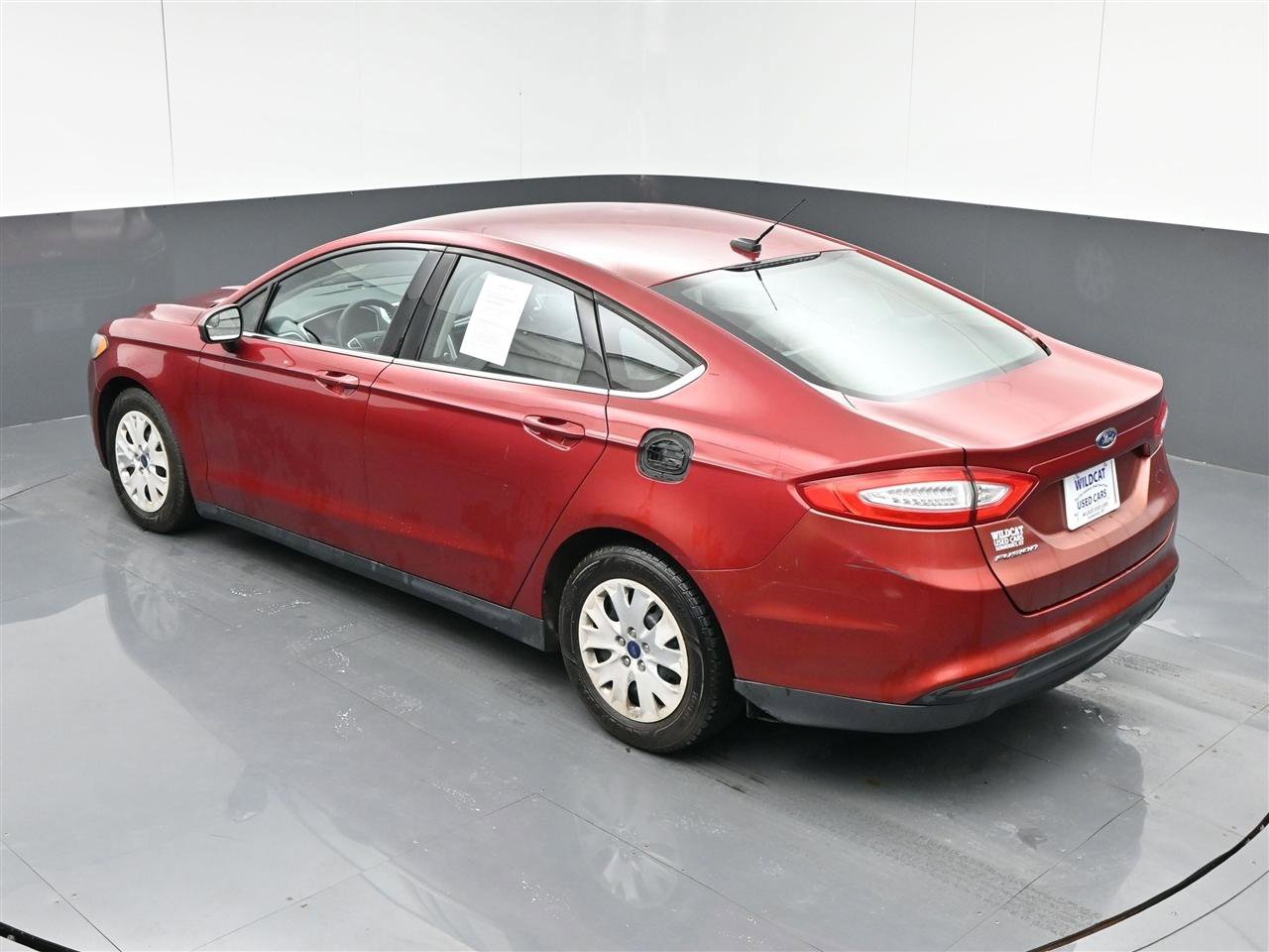 Used 2013 Ford Fusion S FWD image 25