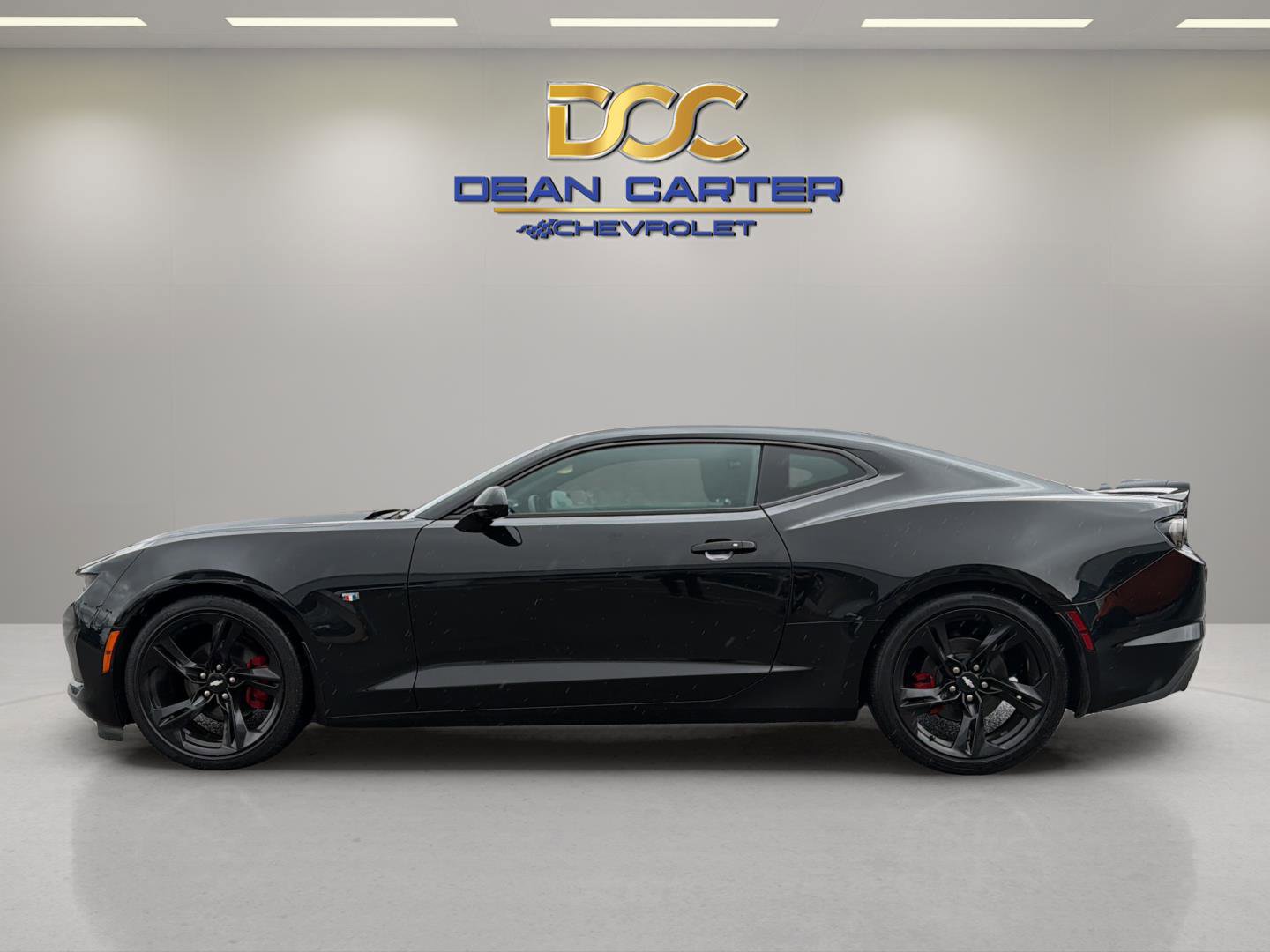 Used 2019 Chevrolet Camaro LT w/ RS Package RWD image 2