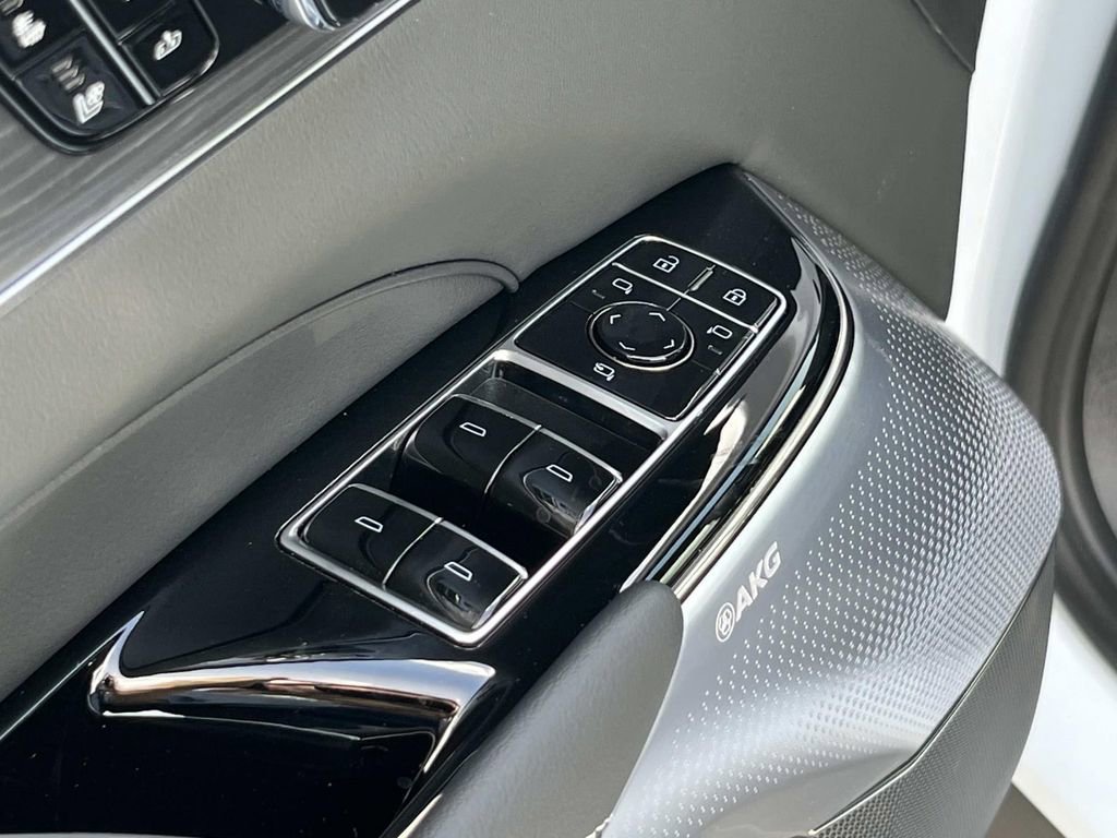 New 2026 Cadillac Lyriq Premium Sport image 20