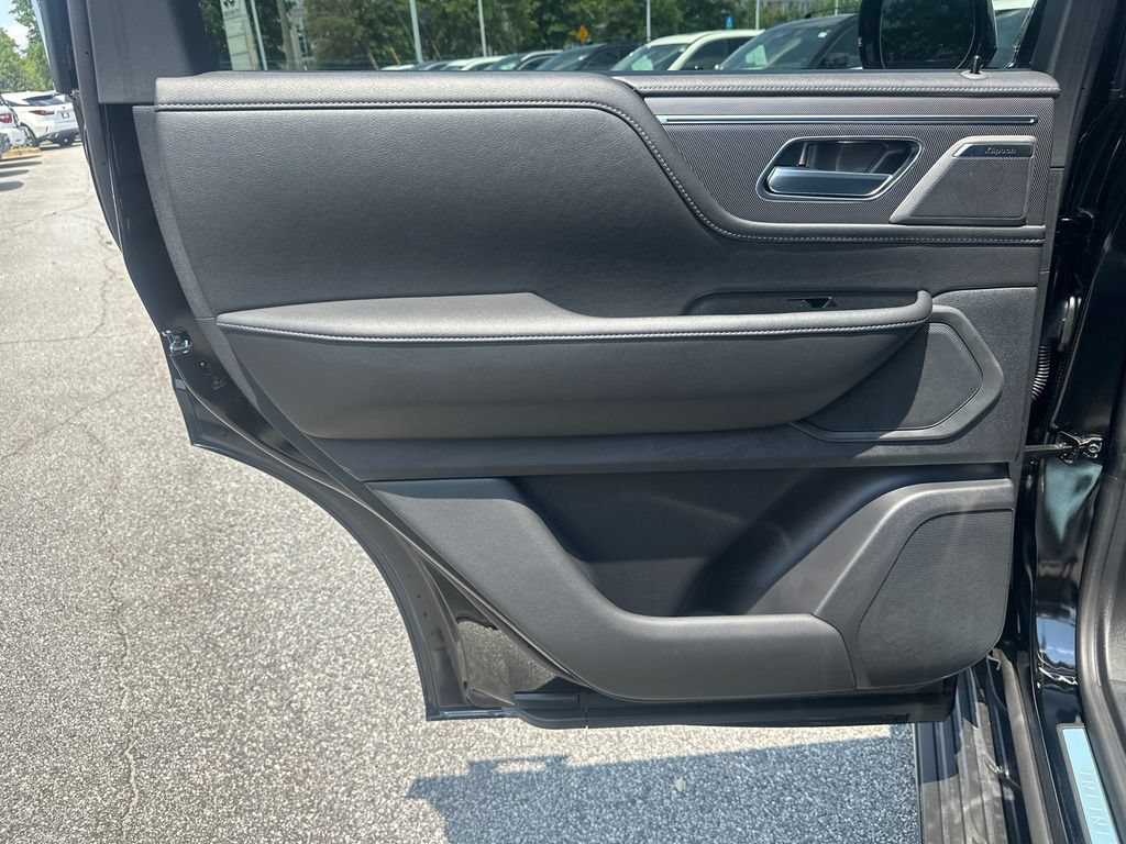 New 2027 INFINITI QX80 Pure w/ Cargo Package AWD/4WD image 18
