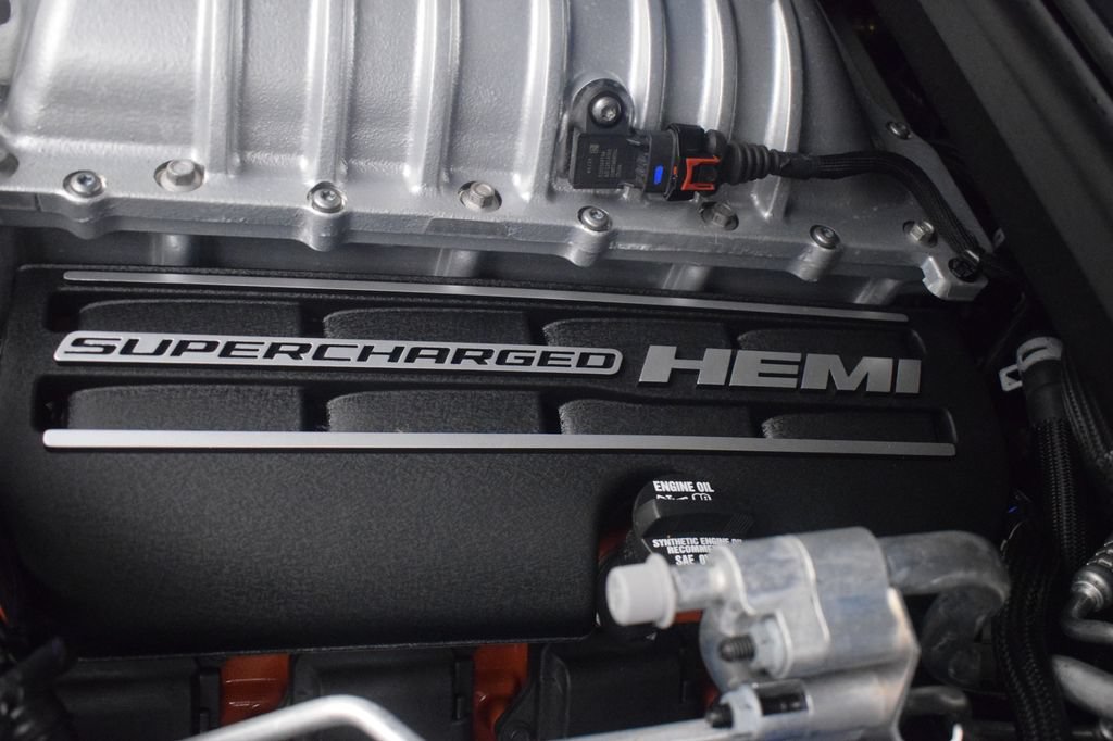 New 2026 Dodge Durango SRT Hellcat w/ Trailer Tow Group IV AWD/4WD image 18