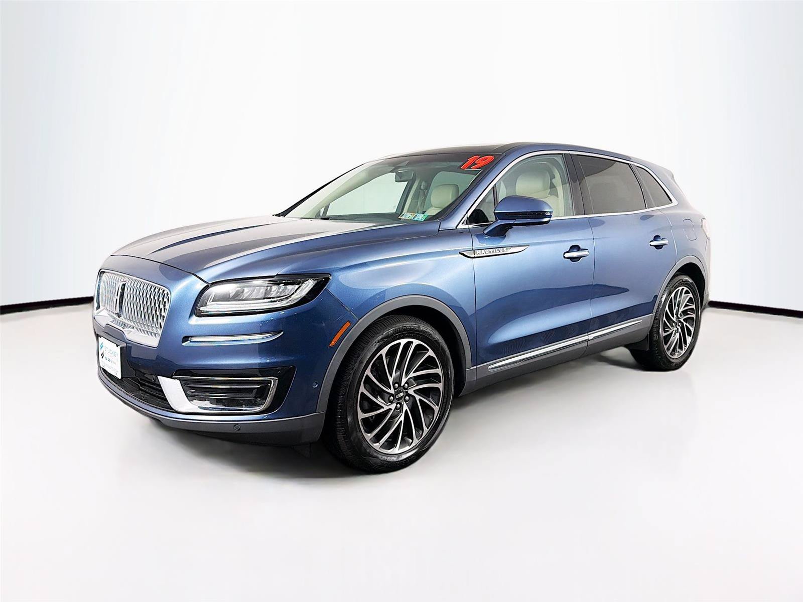 Used 2019 Lincoln Nautilus Reserve AWD/4WD image 7