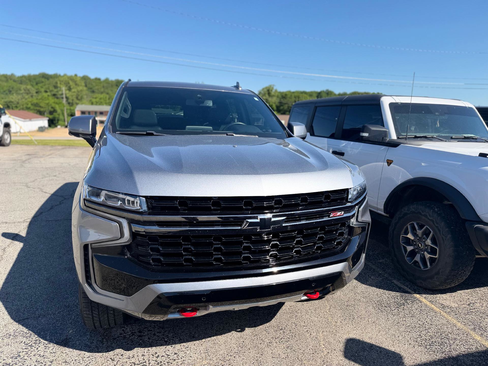 Used 2022 Chevrolet Tahoe Z71 w/ Z71 Off-Road Package AWD/4WD image 7