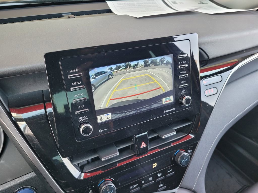 Used 2023 Toyota Camry SE image 13