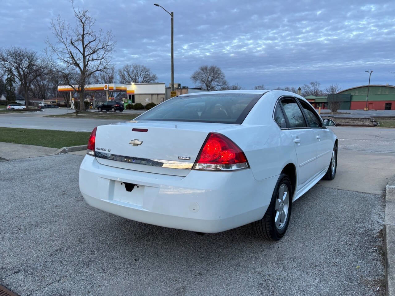 Used 2011 Chevrolet Impala LT image 16