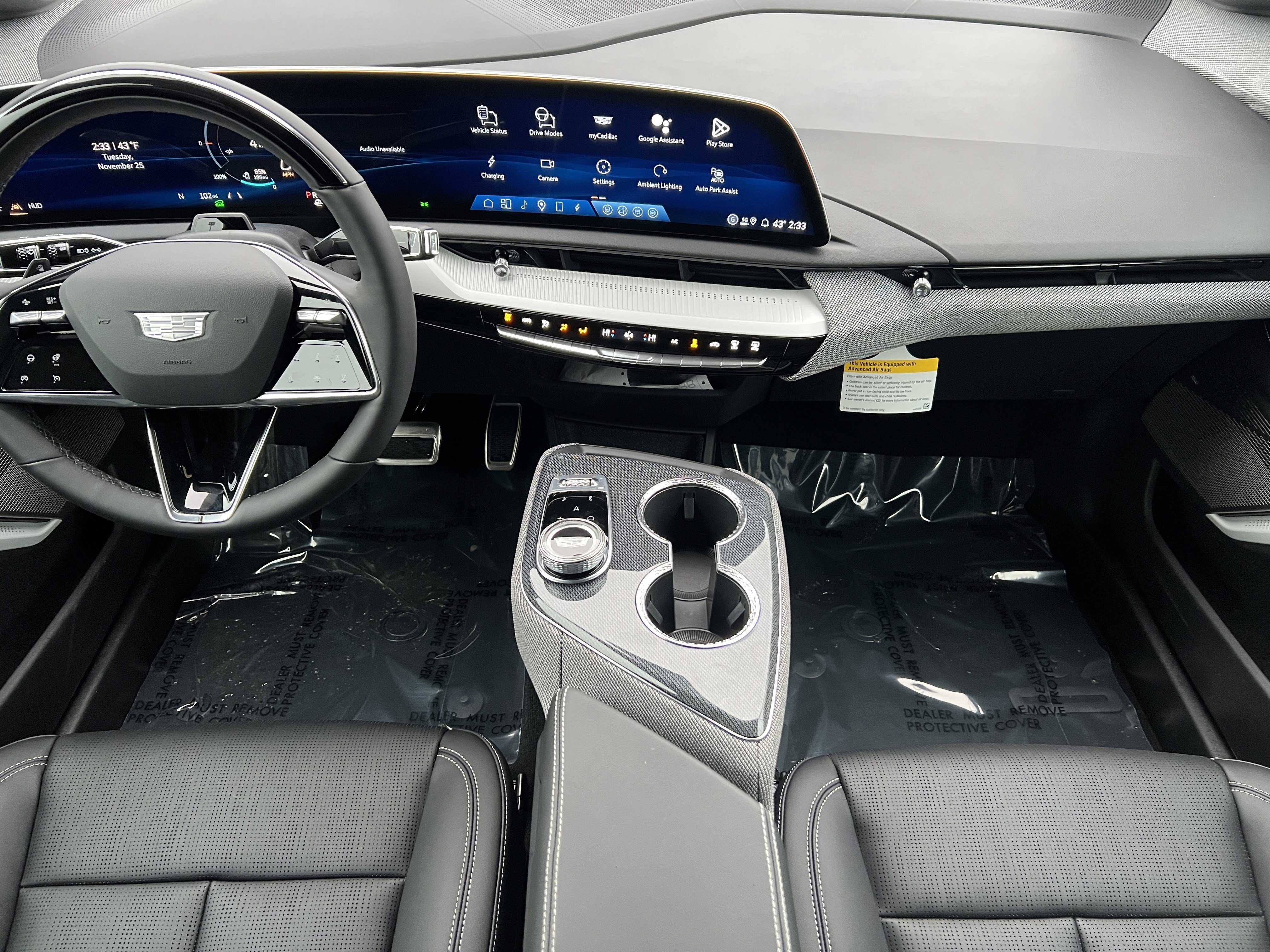 New 2026 Cadillac Optiq Luxury 2 image 34