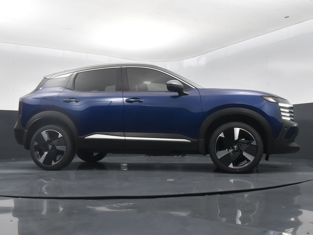 Certified 2025 Nissan Kicks SR image 29