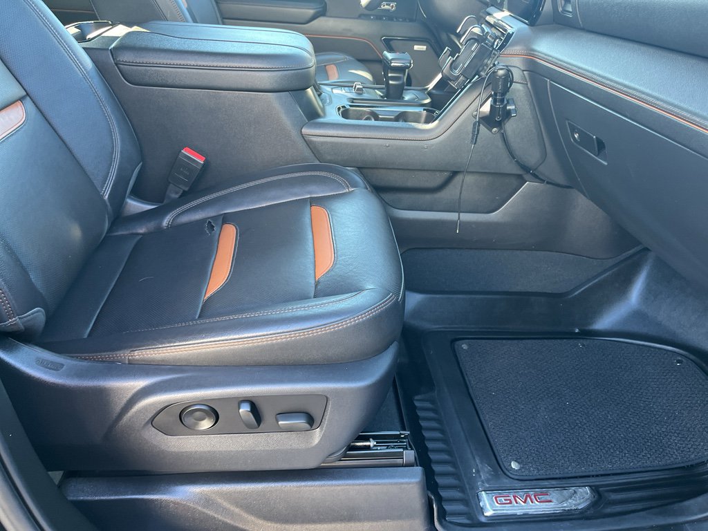 Used 2023 GMC Sierra 1500 AT4 w/ Technology Package image 31