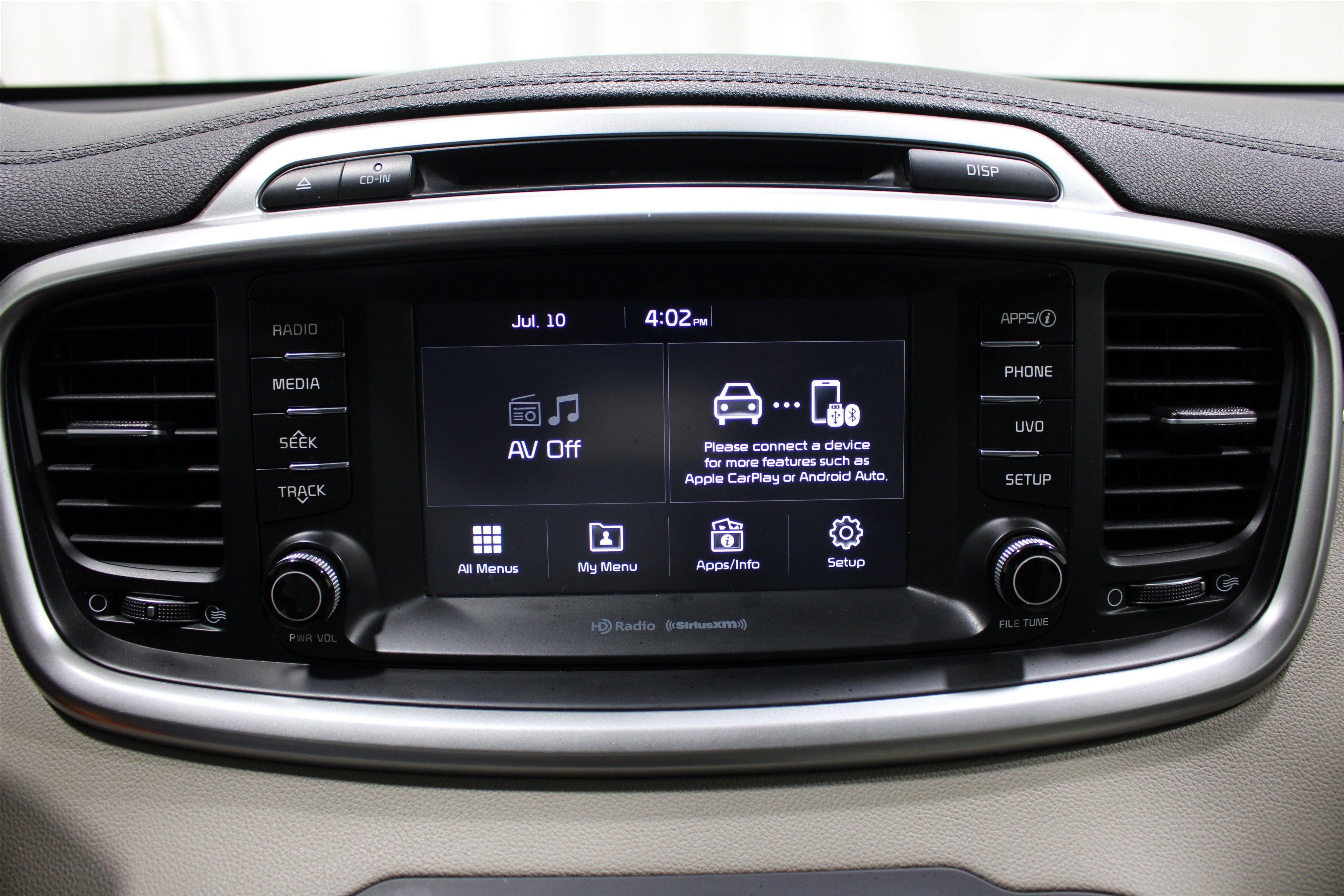 Used 2018 Kia Sorento FWD image 14