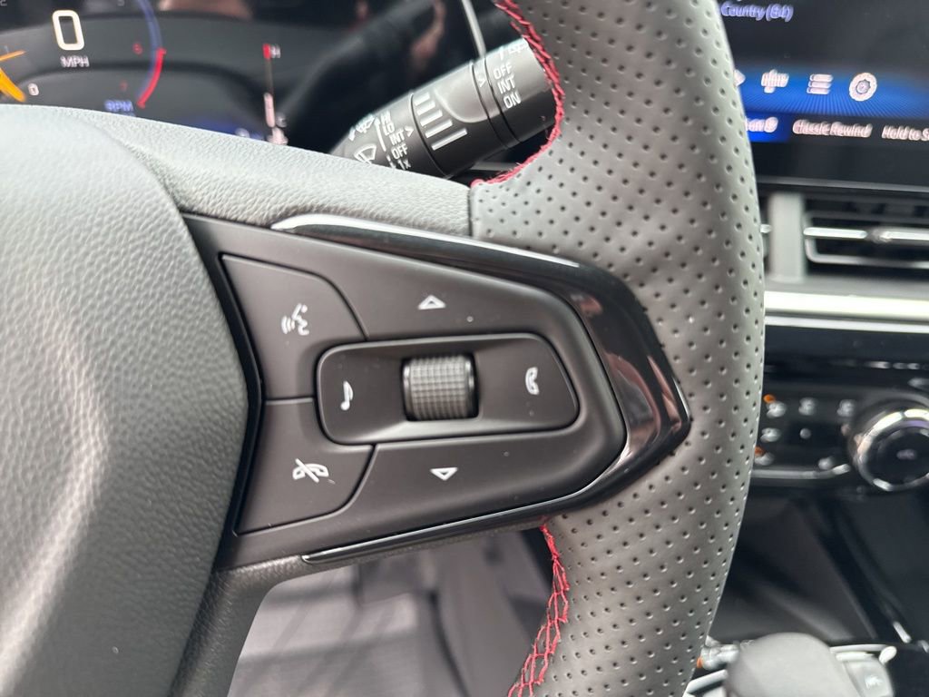New 2026 Chevrolet Trax RS w/ Sunroof Package image 37