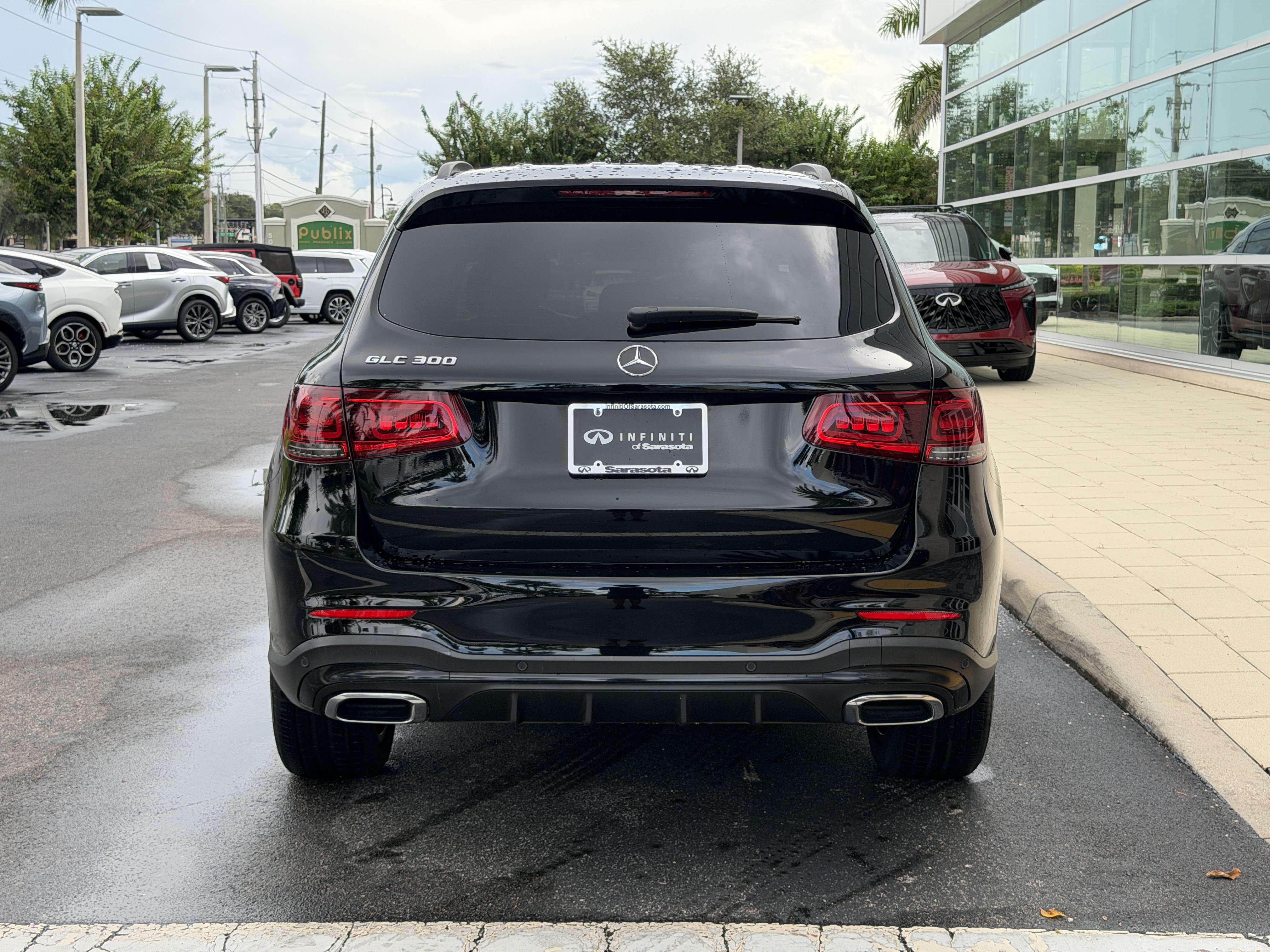 Used 2022 Mercedes-Benz GLC 300 w/ AMG Line image 6