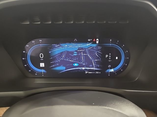 Used 2023 Volvo XC90 B6 Plus w/ Protection Package Premier image 10