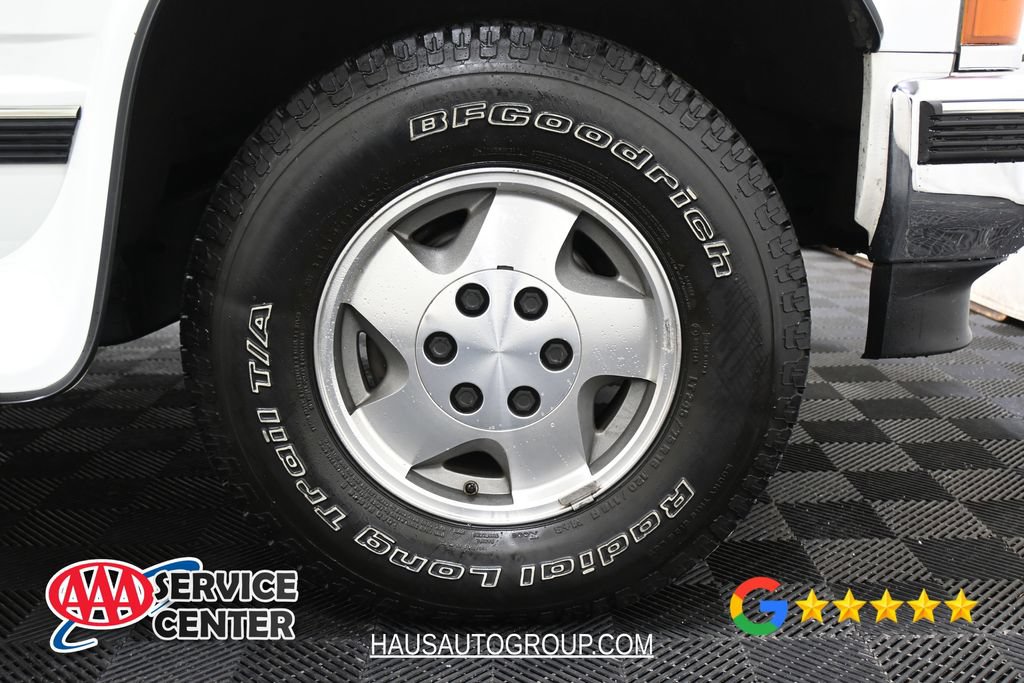 Used 1995 Chevrolet Tahoe 4WD image 28